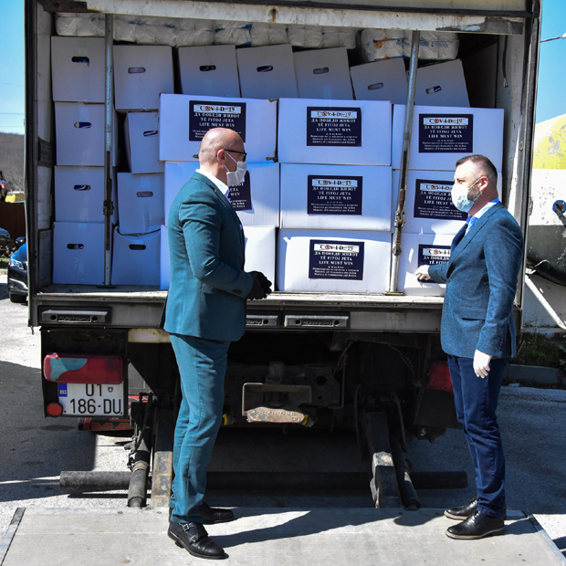 Министарство за повратак у акцији помоћи на северу Космета, обезбедило на више од десет тона помоћи